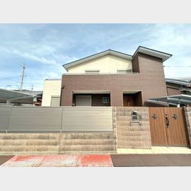 総持寺駅より徒歩9分 築10年9ヶ月 2階建の賃貸物件