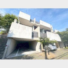 少路駅より徒歩8分 1階 築23年11ヶ月の賃貸物件