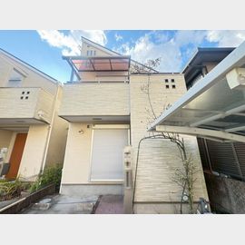 蛍池駅より徒歩4分 築17年6ヶ月 2階建の賃貸物件