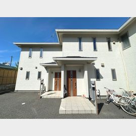 神崎川駅より徒歩15分 築8年9ヶ月 2階建の賃貸物件