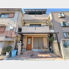 石橋阪大前駅より徒歩14分 築22年1ヶ月 3階建の賃貸物件