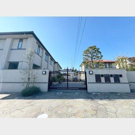 桜井駅より徒歩10分 築5年10ヶ月 2階建の賃貸物件