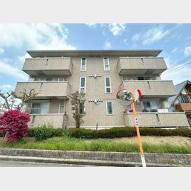 ライブリーヒルズ 3階 築16年8ヶ月の賃貸物件