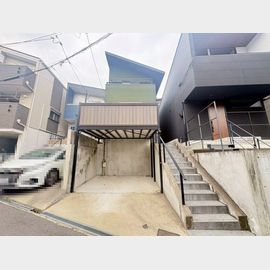 千里山駅より徒歩10分 1階 築6年8ヶ月の賃貸物件