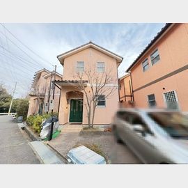 南千里駅より徒歩15分 1階 築26年11ヶ月の賃貸物件