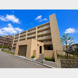 シュロス桃山台 5階 築21年9ヶ月の賃貸物件