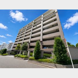 緑地公園駅より徒歩3分 8階 築25年の賃貸物件
