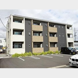 西焼津駅より徒歩23分 2階 築11年8ヶ月の賃貸物件