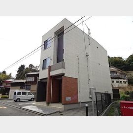 新金谷駅より徒歩12分 2階 築11年8ヶ月の賃貸物件