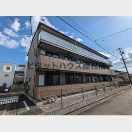 カーサM 3階 築8年8ヶ月の賃貸物件