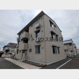 ヴィラピーノ 2階 築10年の賃貸物件