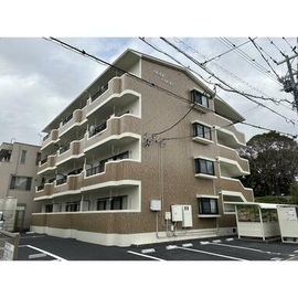 ＤＥＡＲＣＯＵＲＴ 2階 築31年3ヶ月の賃貸物件