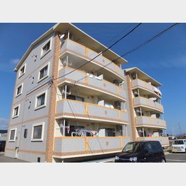 島田駅よりバス23分 築16年1ヶ月 4階建の賃貸物件