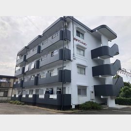 島田駅より徒歩13分 築30年1ヶ月 4階建の賃貸物件