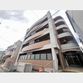 六甲駅より徒歩8分 1階 築35年8ヶ月の賃貸物件