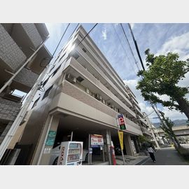 御影駅より徒歩8分 4階 築22年1ヶ月の賃貸物件