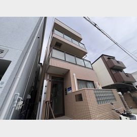 ティアラ 1階 築30年の賃貸物件