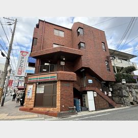 住吉駅より徒歩4分 4階 築42年3ヶ月の賃貸物件