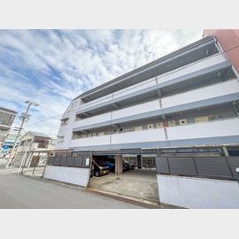 千鳥橋駅より徒歩12分 築47年2ヶ月 4階建の賃貸物件