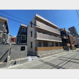 鶴ケ丘駅より徒歩2分 1階 築1年8ヶ月の賃貸物件