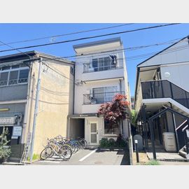 今出川駅より徒歩3分 築39年8ヶ月 3階建の賃貸物件