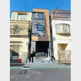 町屋駅より徒歩10分 築1年 3階建の賃貸物件