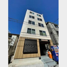 ＷＩＴＨＲＥＥＯＳＨＩＡＧＥ 4階 築4年4ヶ月の賃貸物件