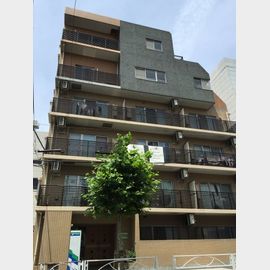 カーサルシア 4階 築23年の賃貸物件