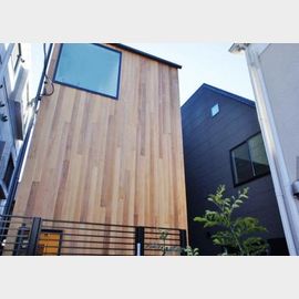 都立大学駅より徒歩7分 築8年5ヶ月 3階建の賃貸物件