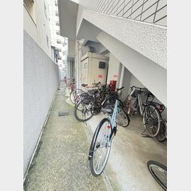 三ノ宮駅より徒歩5分 2階 築31年5ヶ月の賃貸物件