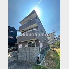 住吉駅より徒歩9分 3階 築11年1ヶ月の賃貸物件