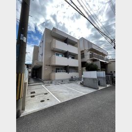 神戸駅より徒歩10分 1階 築5年10ヶ月の賃貸物件