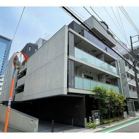 目黒駅より徒歩9分 2階 築6年11ヶ月の賃貸物件