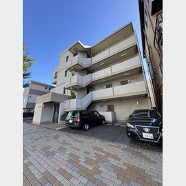 御崎公園駅より徒歩2分 3階 築28年6ヶ月の賃貸物件