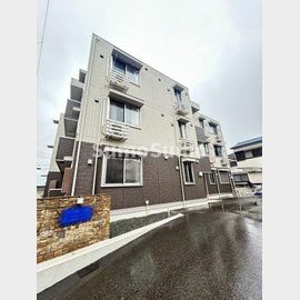 霞ヶ丘駅より徒歩7分 1階 築6年9ヶ月の賃貸物件