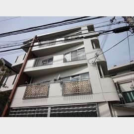 元町駅より徒歩15分 3階 築45年10ヶ月の賃貸物件