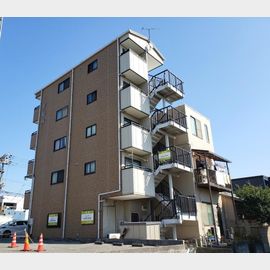 西新町駅より徒歩6分 4階 築26年6ヶ月の賃貸物件