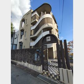 六甲駅よりバス11分 3階 築34年7ヶ月の賃貸物件