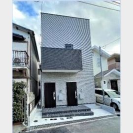 住吉駅より徒歩12分 1階 築2年10ヶ月の賃貸物件