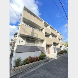 大石駅より徒歩10分 2階 築9年2ヶ月の賃貸物件