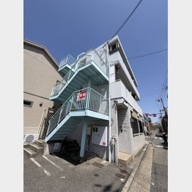 板宿駅より徒歩5分 3階 築30年の賃貸物件