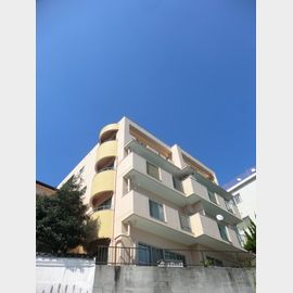 県庁前駅より徒歩5分 4階 築48年2ヶ月の賃貸物件