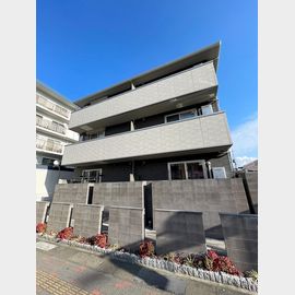 高宮駅より徒歩14分 3階 築5年8ヶ月の賃貸物件