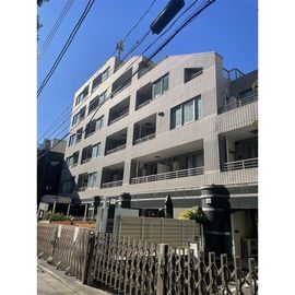 アクシア原宿 1階 築27年9ヶ月の賃貸物件