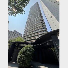 堺筋本町駅より徒歩1分 19階 築2年3ヶ月の賃貸物件