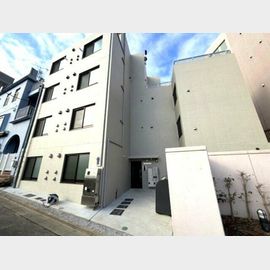 目黒駅より徒歩7分 4階 新築の賃貸物件