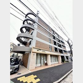 ル・ロワ赤坂 4階 築36年8ヶ月の賃貸物件
