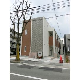 箱崎駅より徒歩10分 2階 築13年6ヶ月の賃貸物件