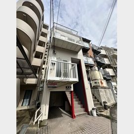 ファミール１番館 2階 築28年8ヶ月の賃貸物件