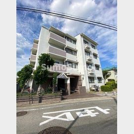 小林駅より徒歩5分 1階 築31年の賃貸物件